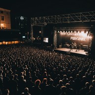 fast drums and screaming guitars dominate