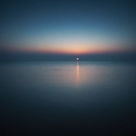 ambient ocean waves with serene synths